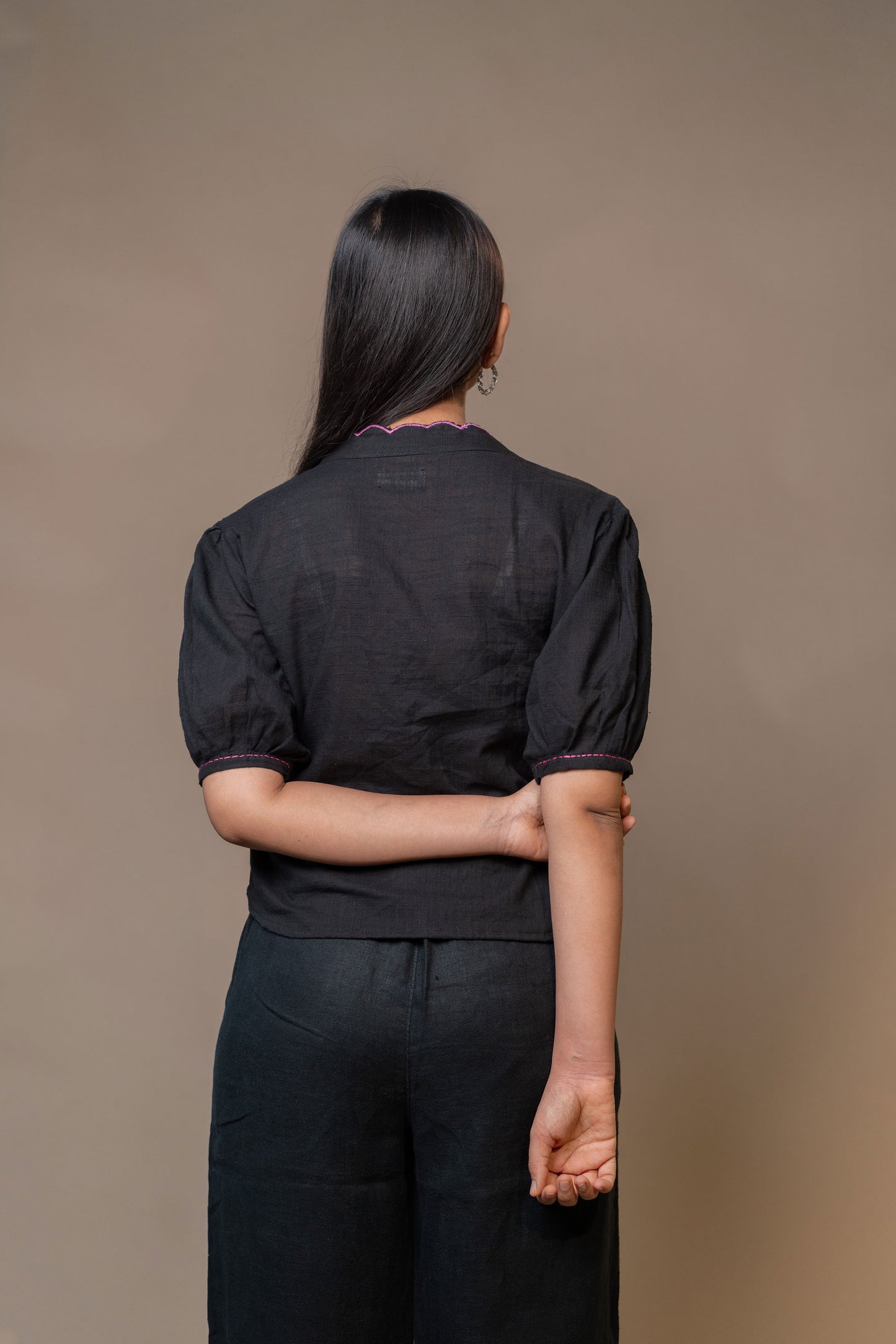 Black  casual crop shirt