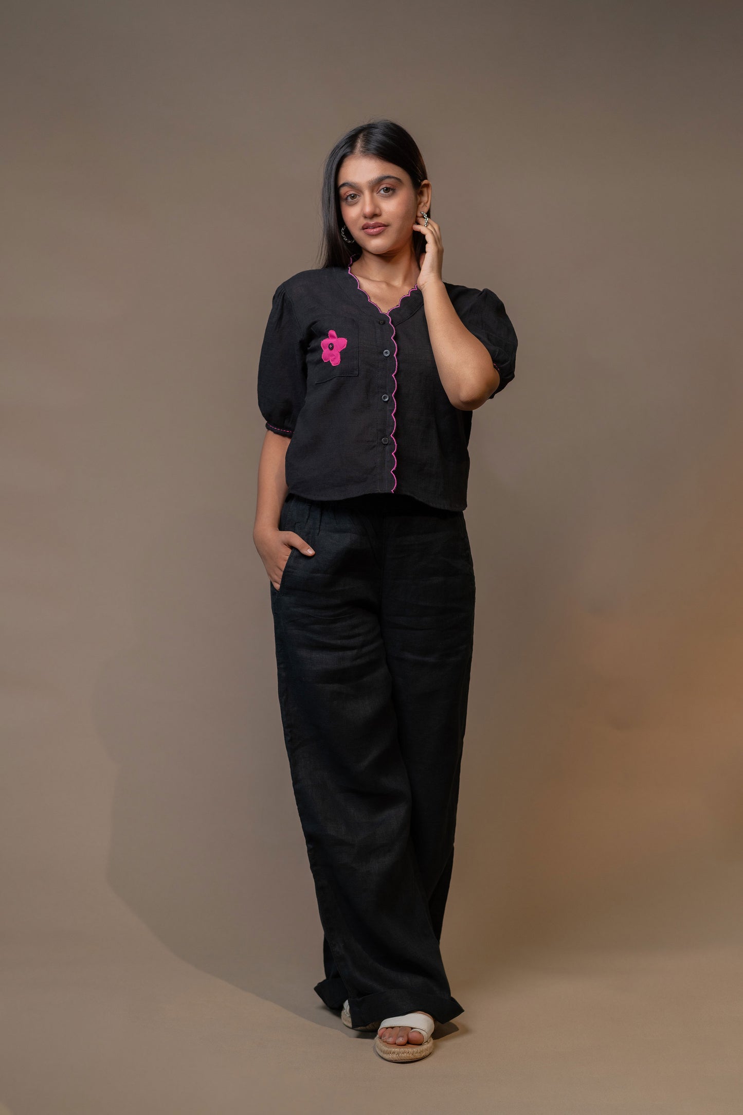 Black  casual crop shirt